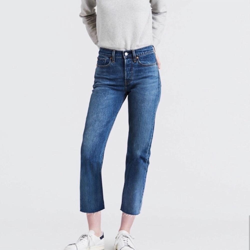 Levi’s High-Rise Wedgie Jeans - Raw Hem